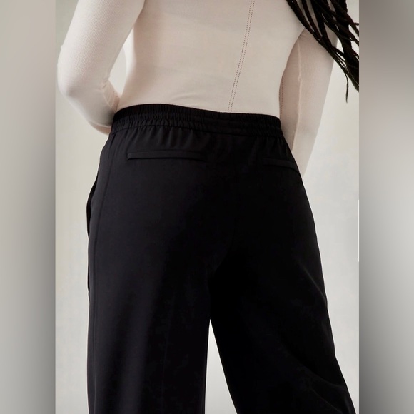NEW ✨ Athleta Stride Pant Wide Leg Stretch Black Comfort Large Roomy - Picture 7 of 8